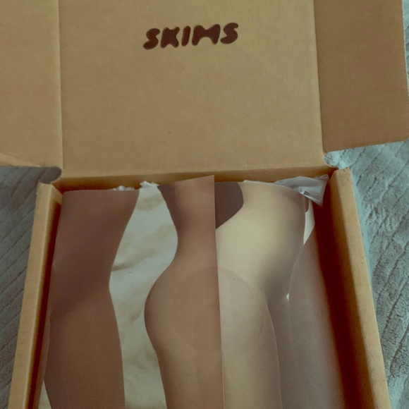 SKIMS Other - SKIMS BY KIM KARDASHIAN WEST
